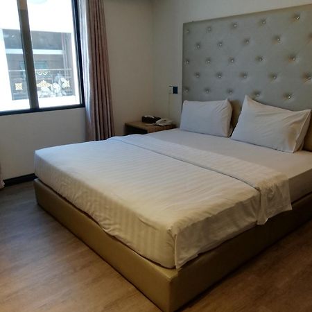 Ease Hotel Kota Kinabalu Eksteriør bilde