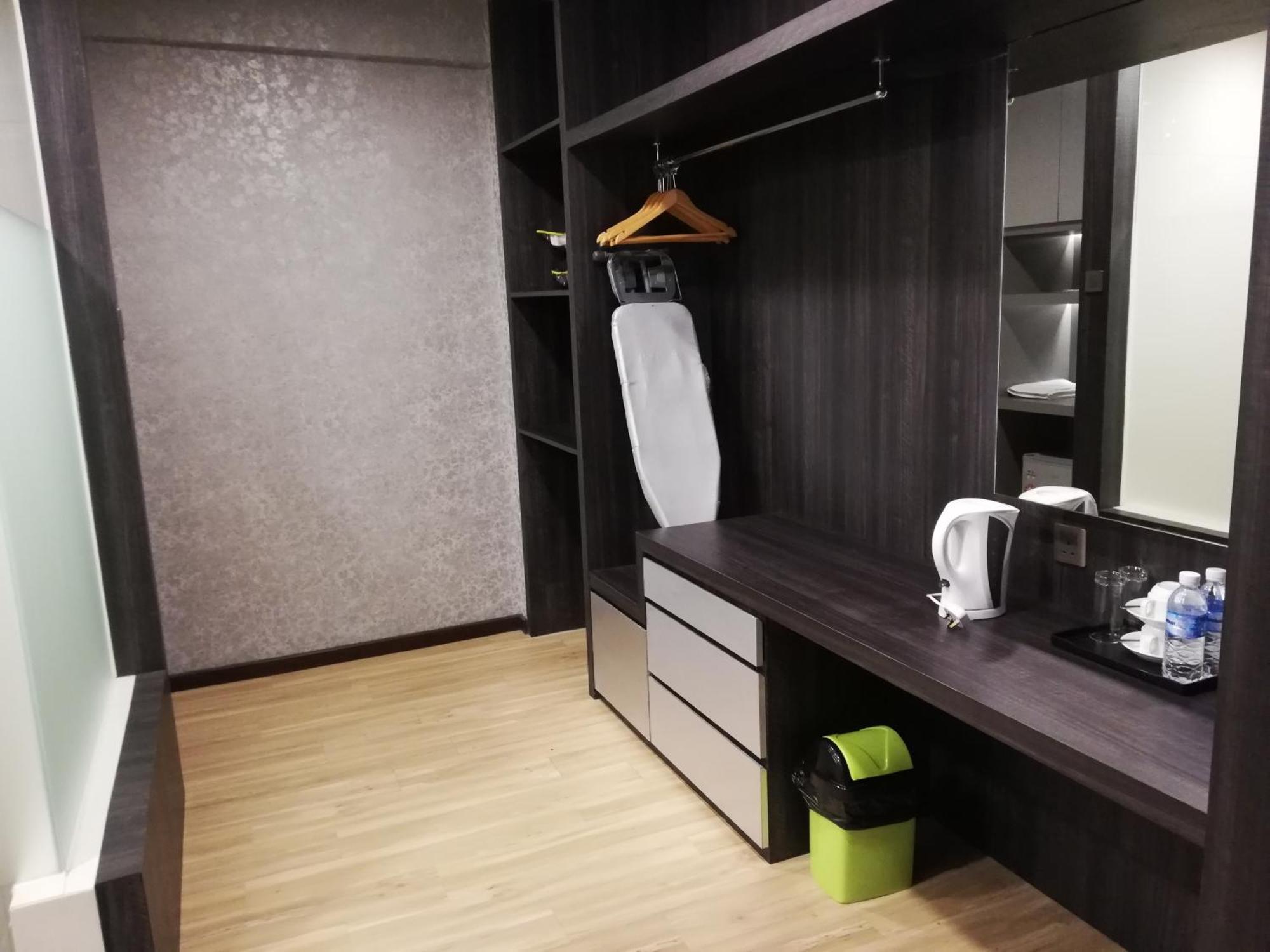 Ease Hotel Kota Kinabalu Eksteriør bilde