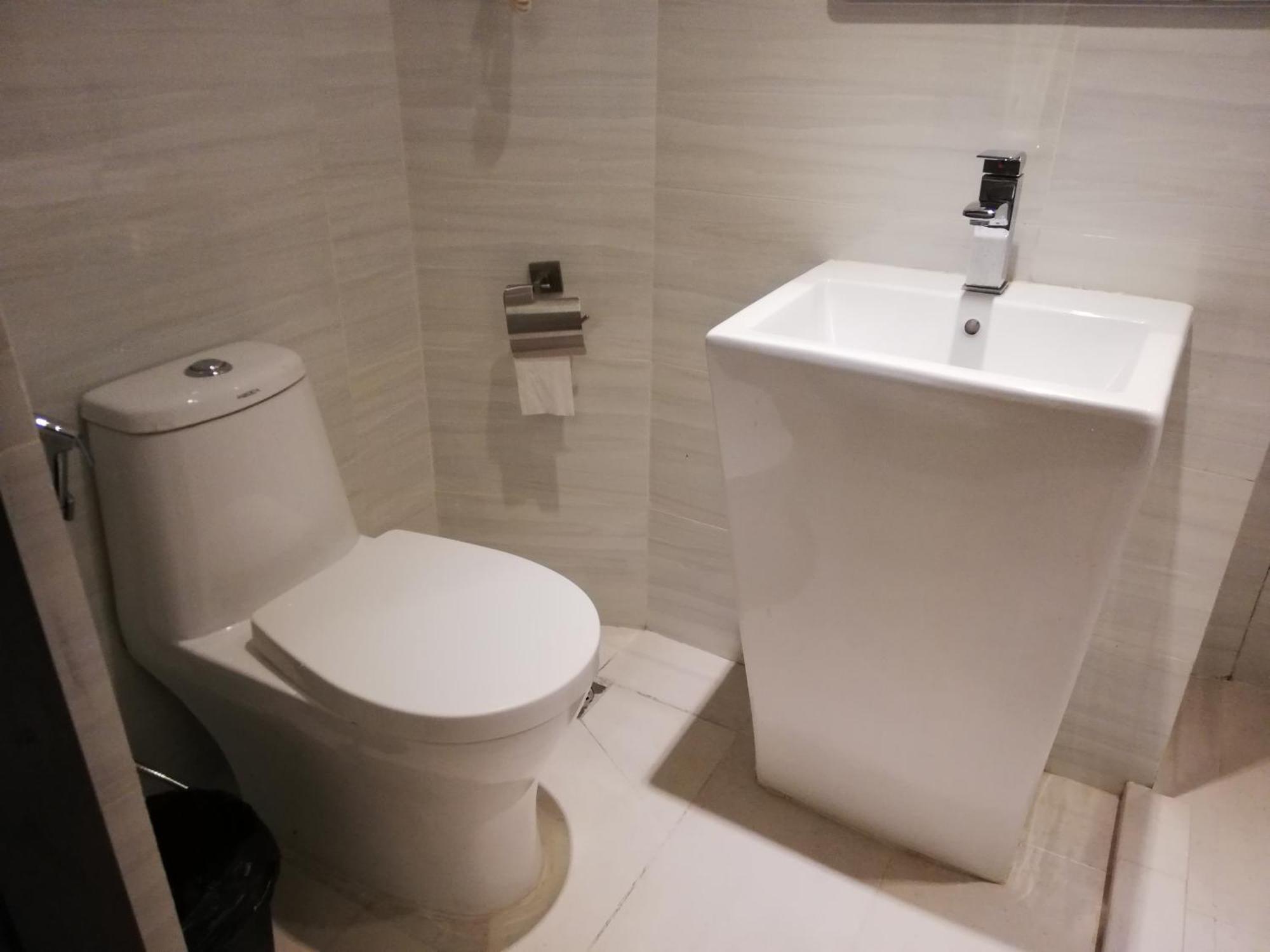 Ease Hotel Kota Kinabalu Eksteriør bilde
