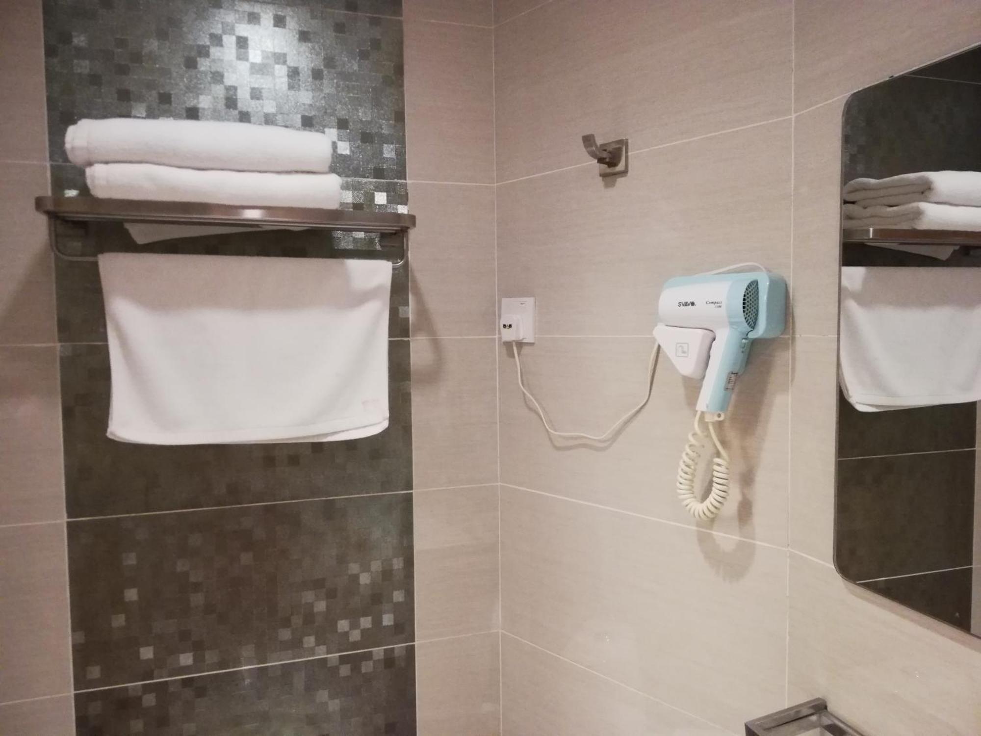 Ease Hotel Kota Kinabalu Eksteriør bilde