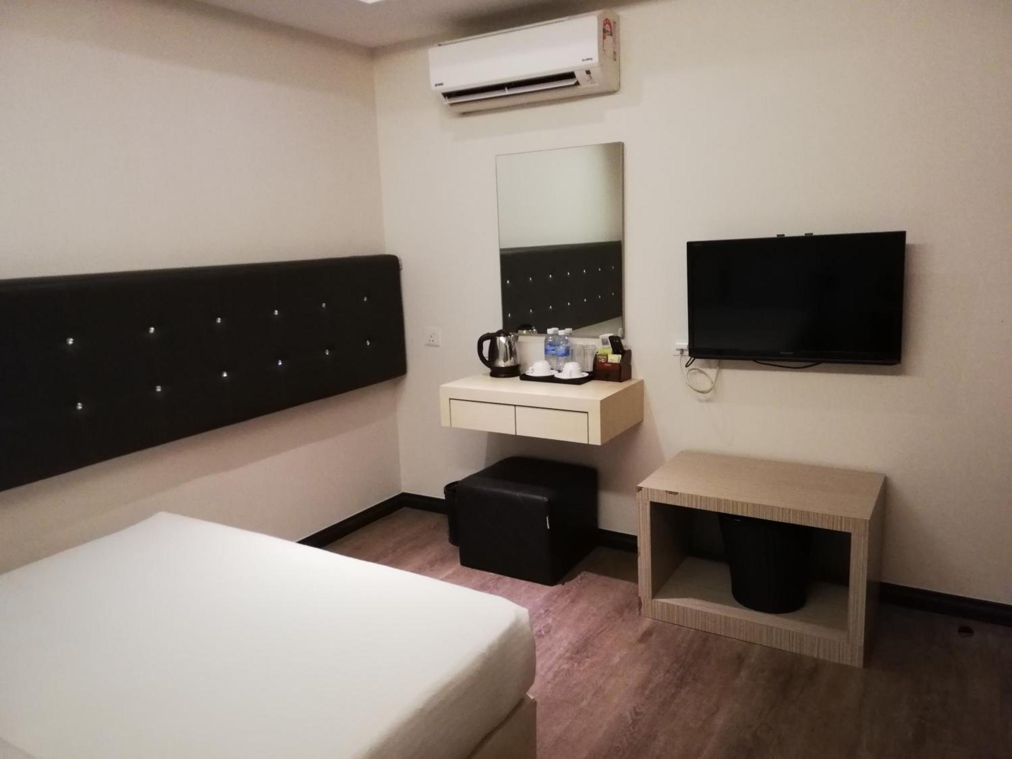 Ease Hotel Kota Kinabalu Eksteriør bilde