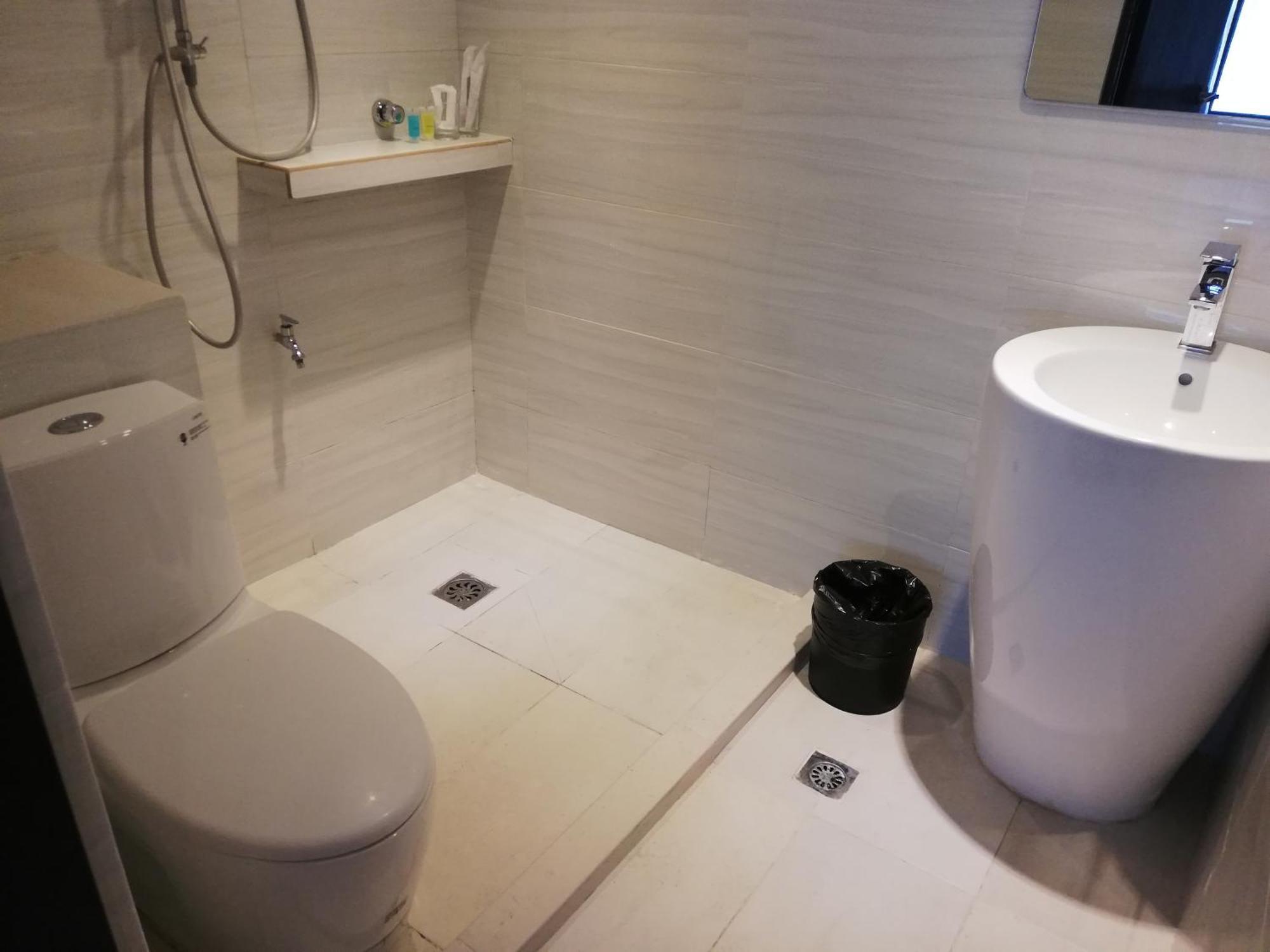 Ease Hotel Kota Kinabalu Eksteriør bilde