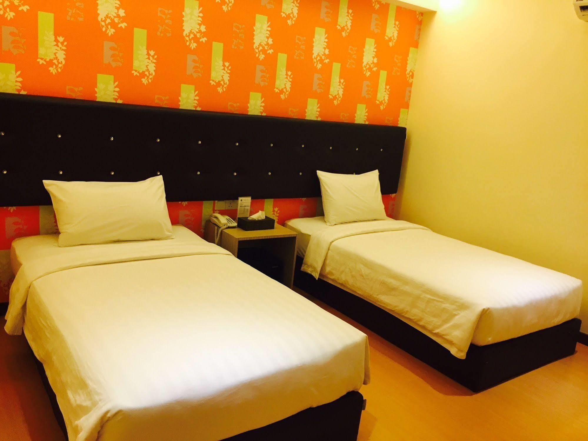 Ease Hotel Kota Kinabalu Eksteriør bilde