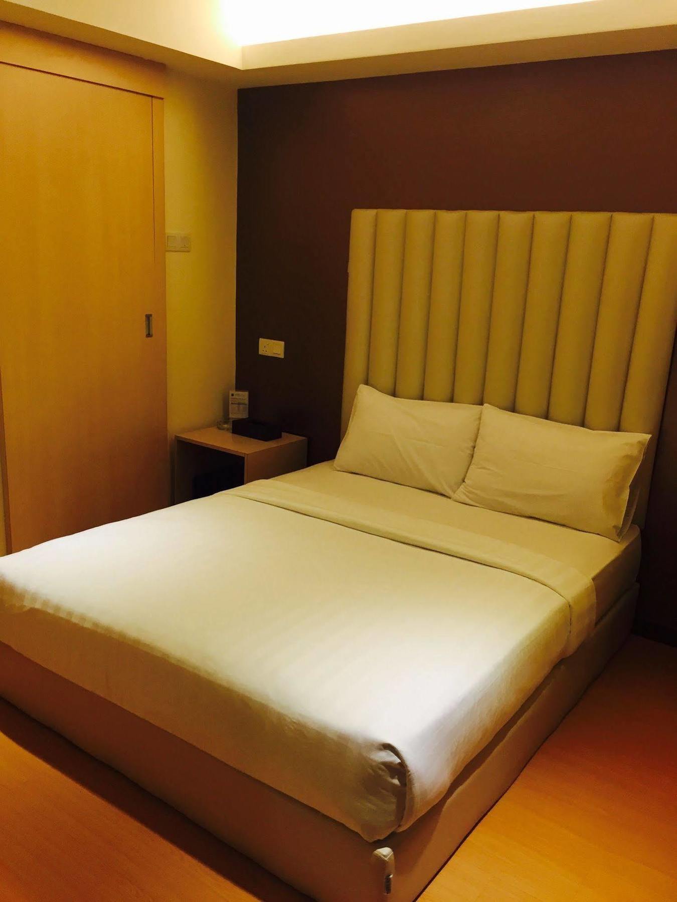 Ease Hotel Kota Kinabalu Eksteriør bilde
