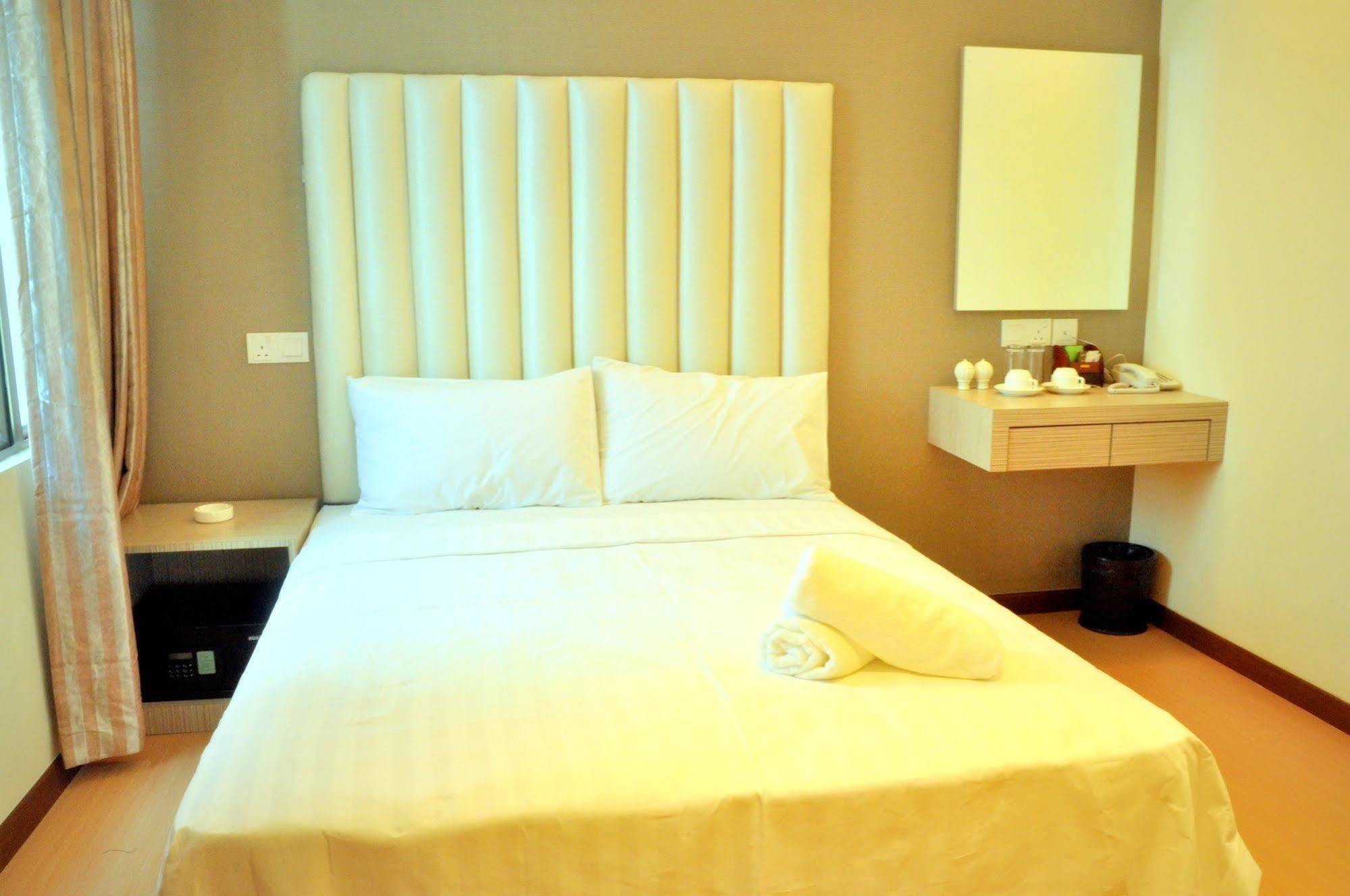 Ease Hotel Kota Kinabalu Eksteriør bilde