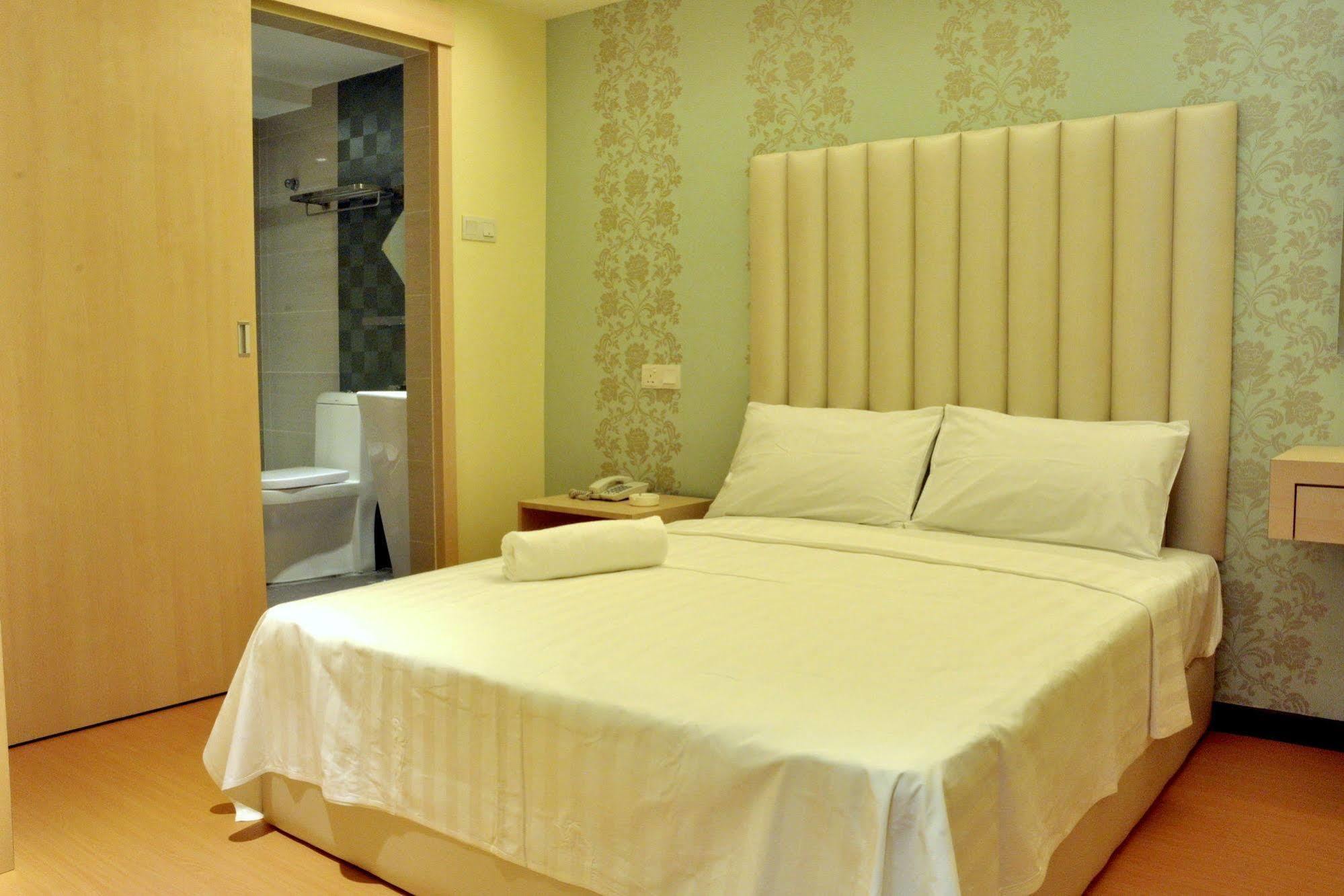 Ease Hotel Kota Kinabalu Eksteriør bilde