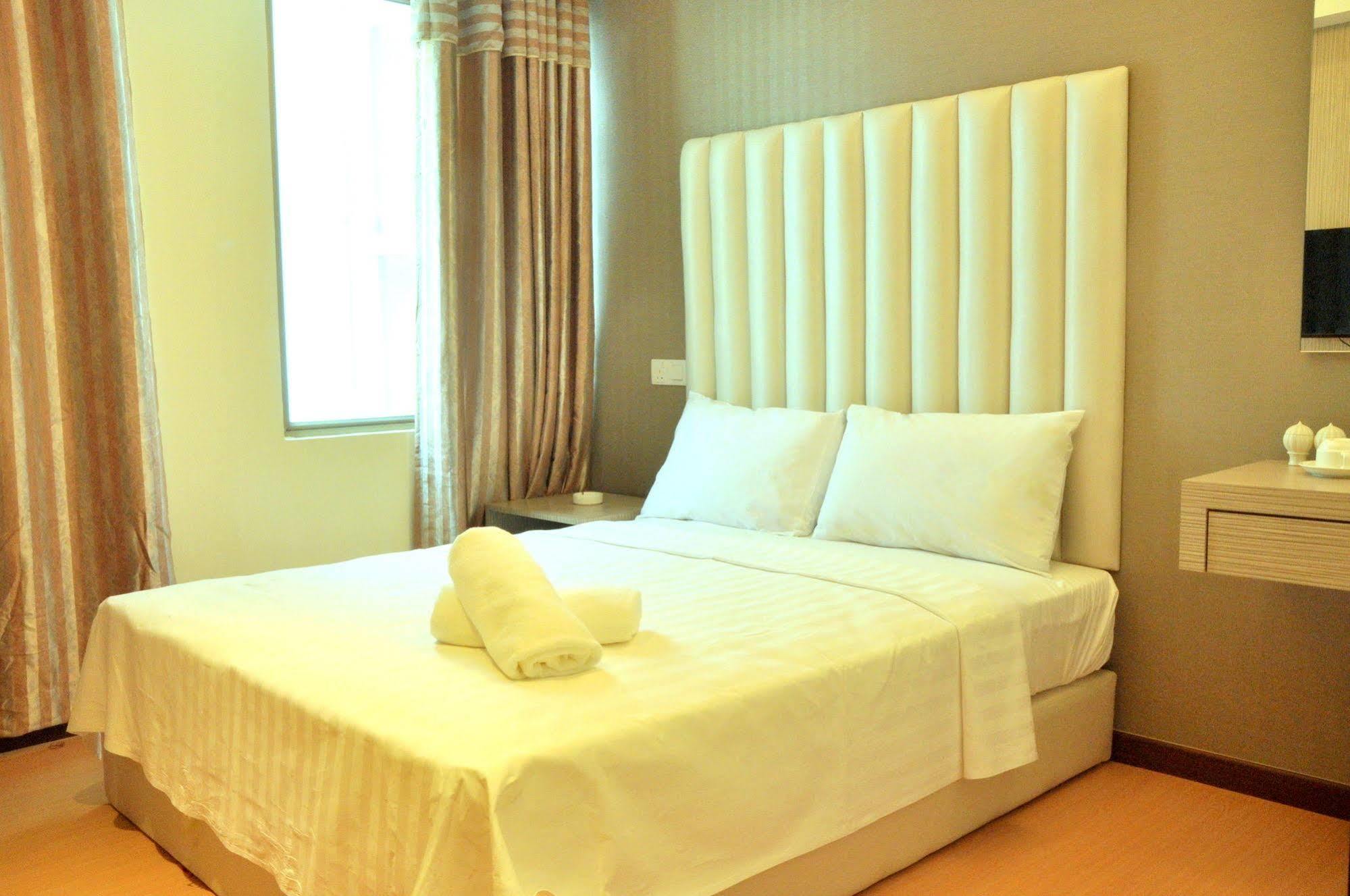 Ease Hotel Kota Kinabalu Eksteriør bilde
